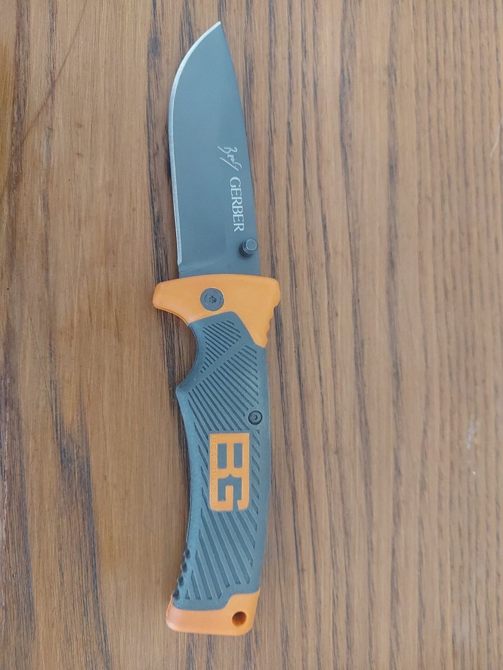 Gerber BG Katlanır Bıçak ve Kılıfı - Görsel 4