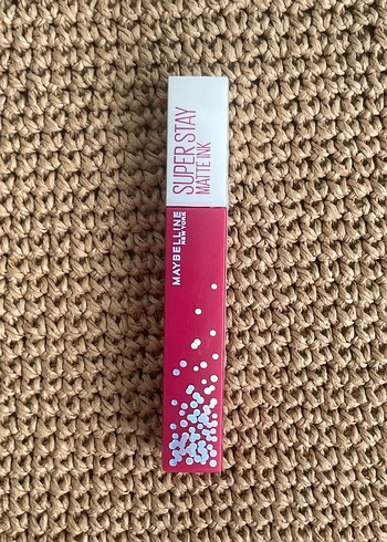  Beden Maybelline Super Stay Mat Ruj - pembe