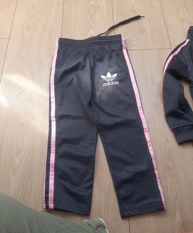 Kız Çocuk Koyu Pembe Adidas Eşofman Takımı - Görsel 2