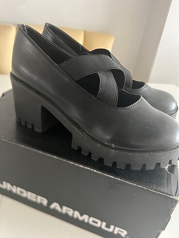 Zara Klasik ayakkabı