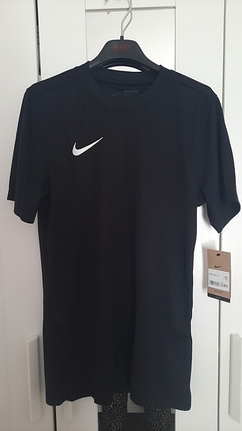 Nike erkek tişört 