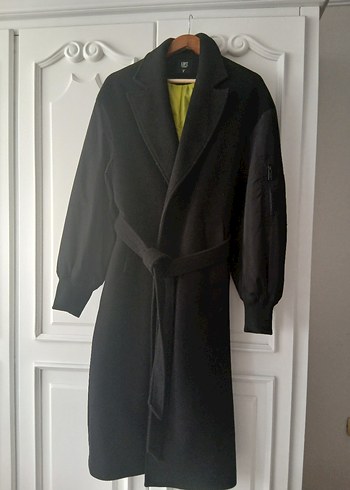 Siyah Kuşaklı Uzun Kaban - Görsel 3