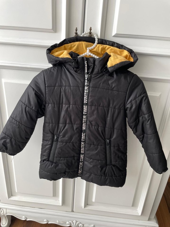 Siyah Kapüşonlu Fermuarlı Erkek Çocuk Mont 3/4yaş - Görsel 3