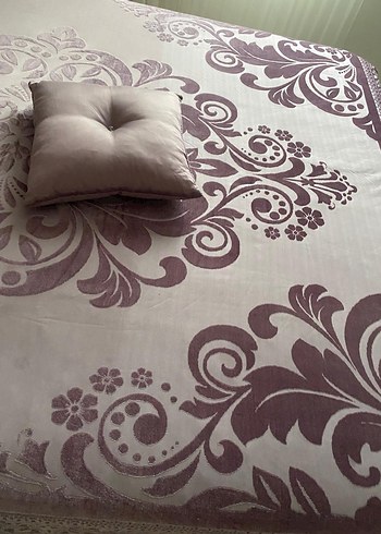 Lila Nakışlı Pastel Yatak Örtüsü - Görsel 6