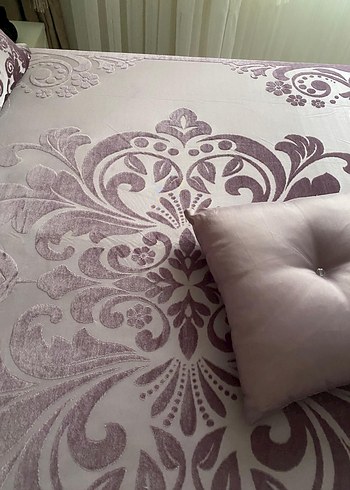 Lila Nakışlı Pastel Yatak Örtüsü - Görsel 5