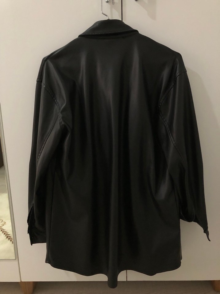 Düğmeli Siyah Deri Ceket - Görsel 2