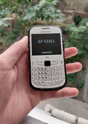 Samsung GT-S3353