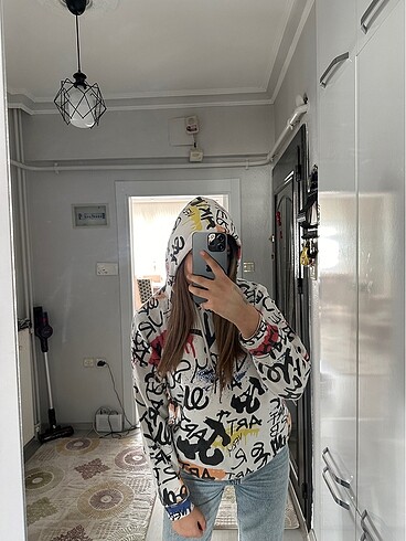 s Beden beyaz yazılı desenli sweat