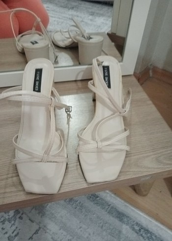 bej renk Tokalı kalin Topuklu Kadın Ayakkabı - Görsel 7