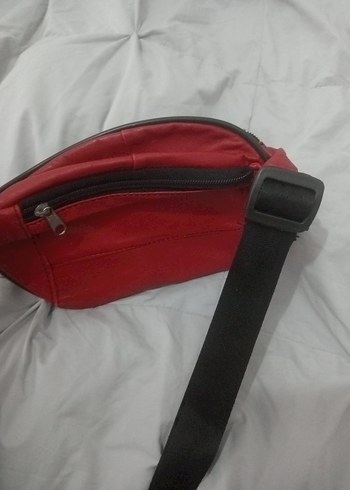 Kırmızı Fermuarlı Erkek Bel Çantası - Görsel 3