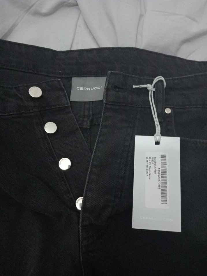 Cernucci Siyah Düğmeli Kadın Jean - Görsel 4