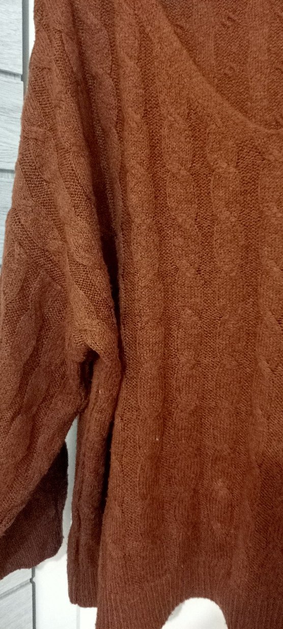 Kahverengi V Yakalı Örgü Kadın Kazak - Görsel 2
