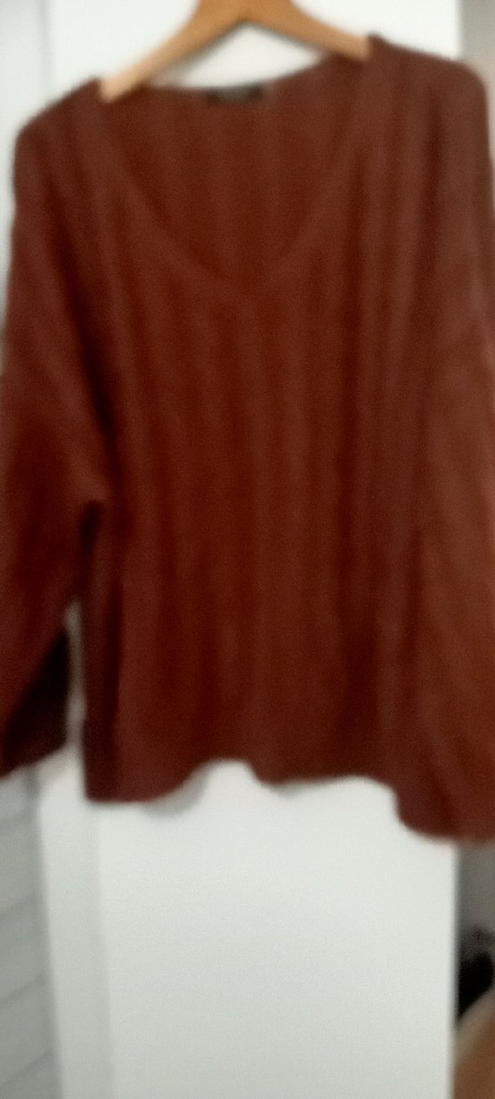 Kahverengi V Yakalı Örgü Kadın Kazak - Görsel 4