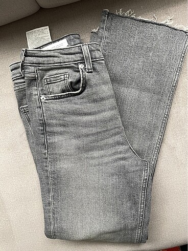 36 Beden gri Renk Zara cropped jean yüksek bel