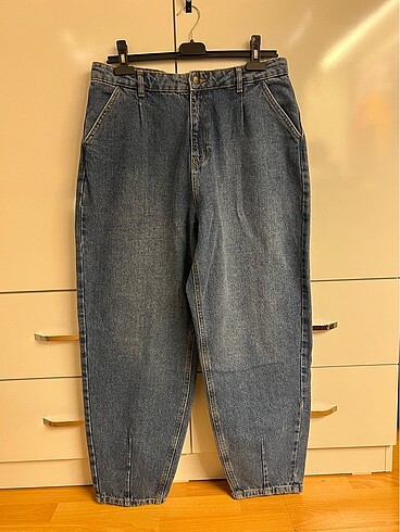 defacto oversize jean