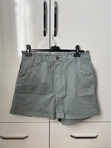 H&M şort