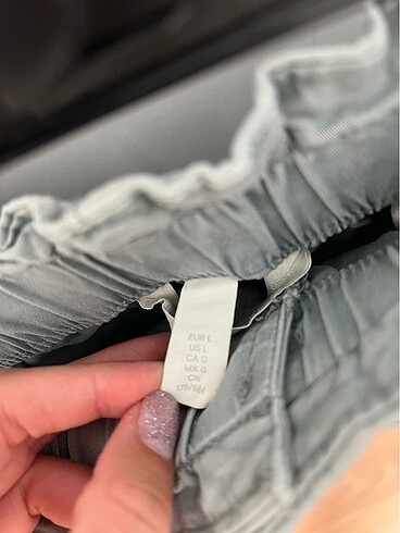 l Beden mavi Renk H&M şort