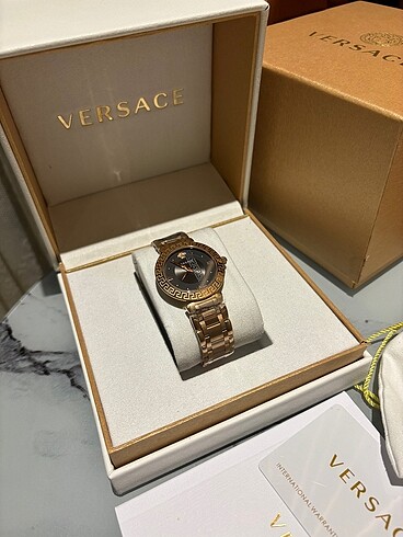 Versace Kadın Saati