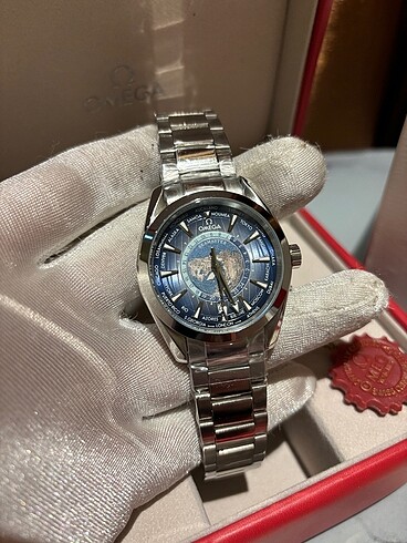 Omega Saat