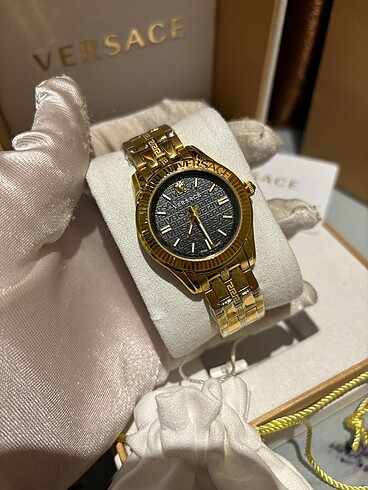  Beden çeşitli Renk Versace Kadın Saat
