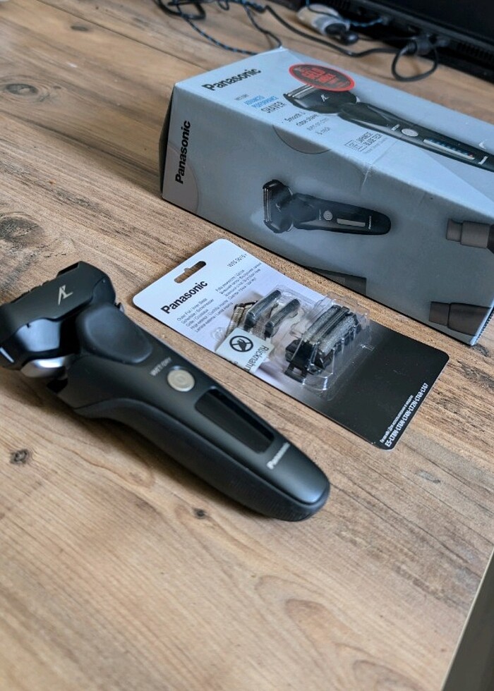 Panasonic Tıraş Makinesi Islak Kuru - Görsel 3
