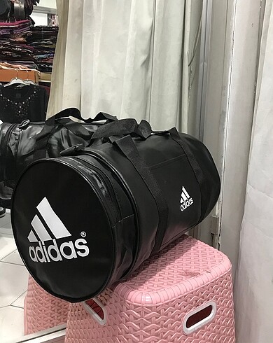 Adidas spor çantası