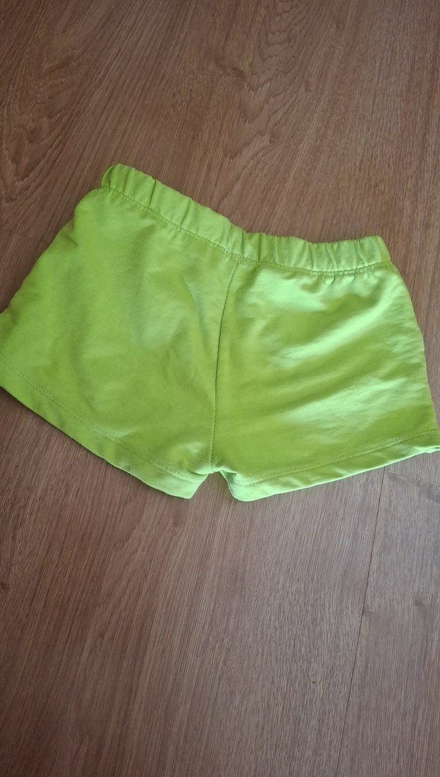 Yeşil Düz Kesim Kız Çocuk Şortu - Görsel 4
