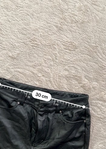 Kadın Siyah Deri Midi Pantolon - Görsel 4