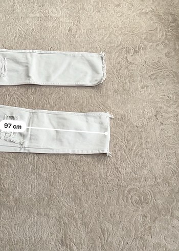 Beyaz Yırtık Detaylı Regular Fit Jean - Görsel 4