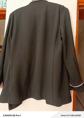 Adl Düğmeli Siyah Kadın Blazer Ceket - Görsel 3