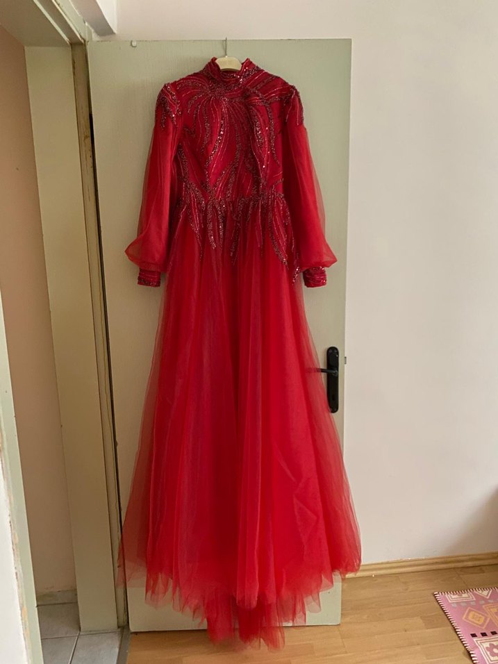 Boncuk İşlemeli Uzun Kırmızı Kınalık - Görsel 2