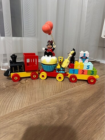 Beden Lego mickey treni