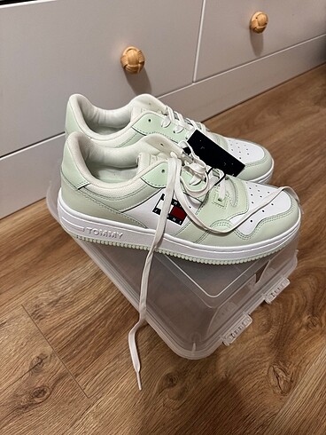 Tommy Hilfiger Tommy Hilfiger TJW Retro basket