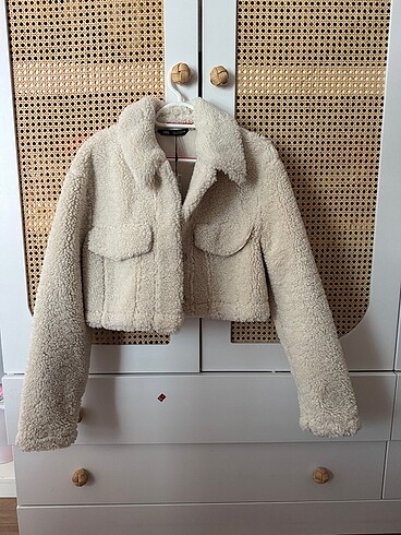Zara peluş mont