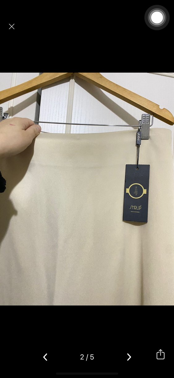 Beyaz Uzun Dökümlü Kadın Etek - Görsel 2