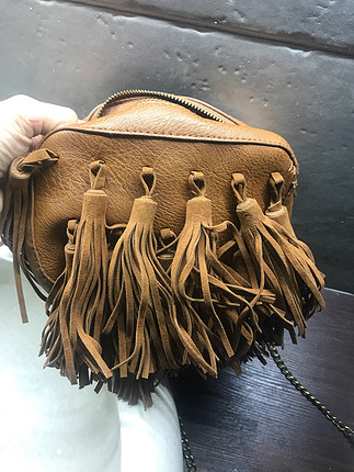 Püsküllü camel çapraz askılı çanta
