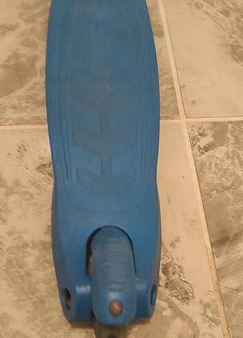 7 Yaş Beden mavi Renk Scooter kaykay