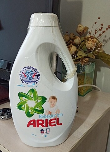 Ariel bebek çamaşır deterjanı 