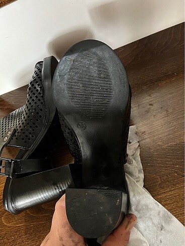 37 Beden İnci siyah dolgu topuklu yazlık ayakkabı 37 no