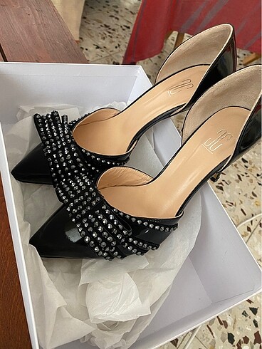 Diğer CENGİZ GÜMÜŞ deri taşlı stiletto