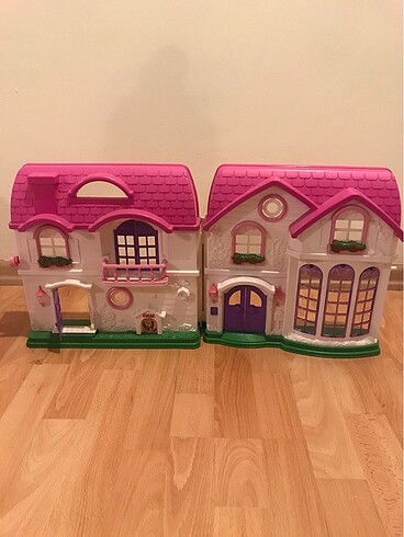 Barbie evi