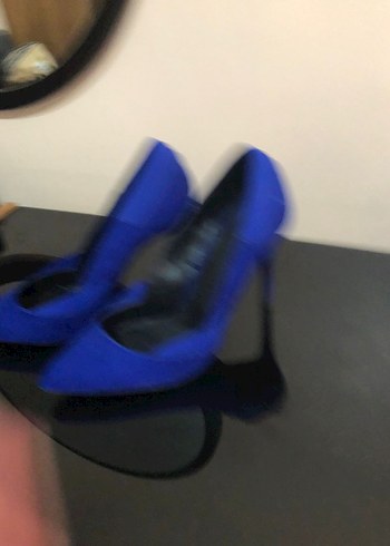 Bershka Mavi Süet Topuklu Stiletto Kadın Ayakkabı