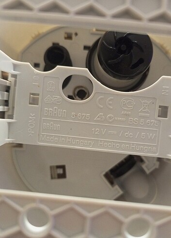 Braun Islak Kuru Seri 7 Şarj istasyonlu Tıraş Makinesi... - Görsel 2