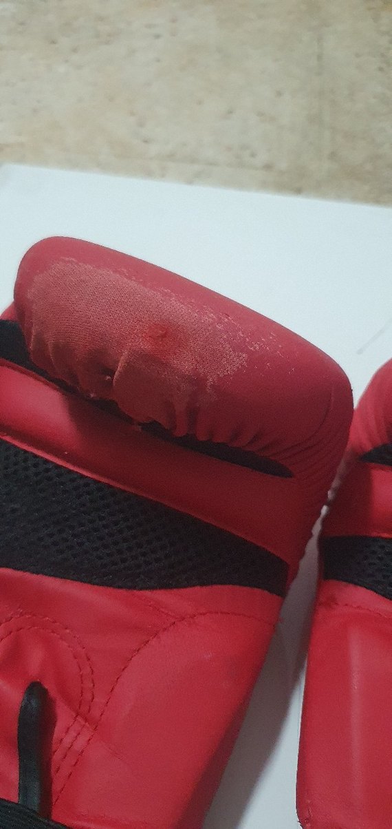 Kırmızı Deri Boks Eldivenleri Velcro Bantlı - Görsel 4