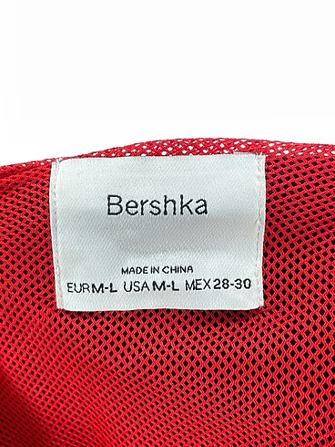 m Beden siyah Renk Bershka Spor Dış Giyim %70 İndirimli.