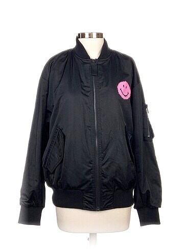 Bershka Bomber %70 İndirimli.