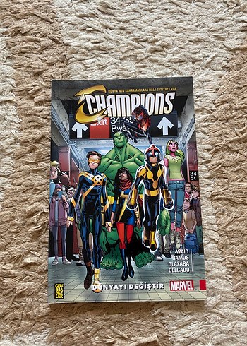 Marvel Champions Çizgi Romanı - Dünyayı Değiştir