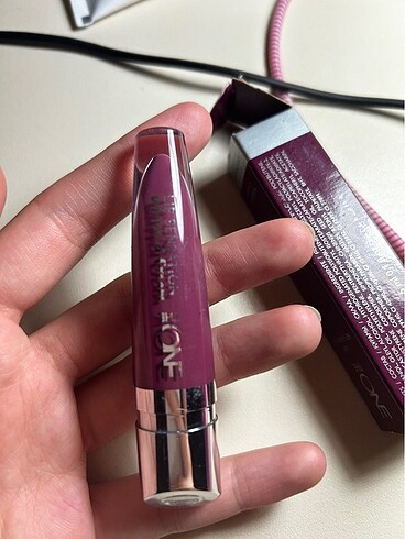  Beden Oriflame ruj