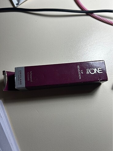  Beden mor Renk Oriflame ruj