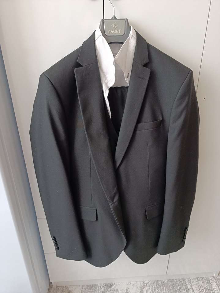 Siyah Düğmeli Klasik Damatlık - Görsel 2